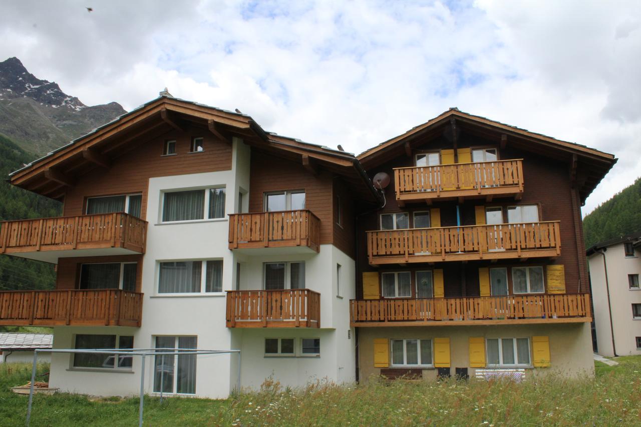 Вилла Haus Weideli, Dammstrasse 7 Саас-Грунд Экстерьер фото